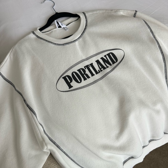 Size 4 Princess Polly “Portland” crewneck - Picture 1 of 2